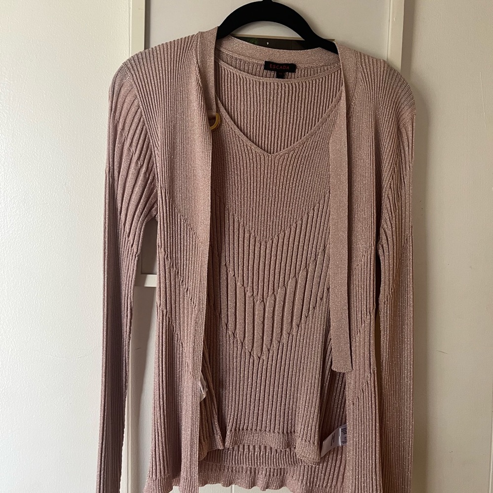 Beautiful Escada 2 Piece Pink Cardigan Set Size 38